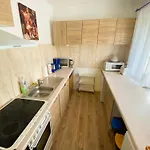 In For 10 Persons *
